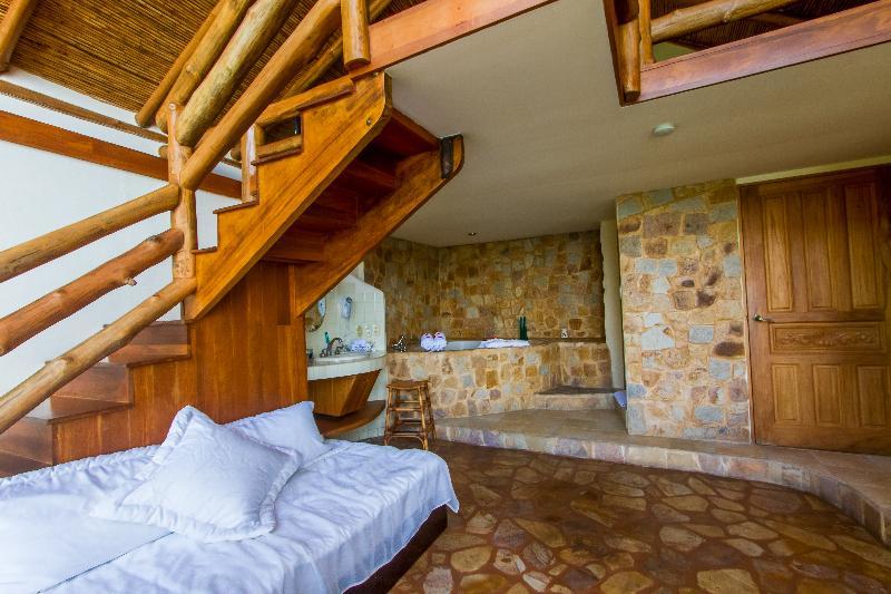 Issimo Suites Boutique Hotel & Spa - Adults Only Manuel Antonio Exterior photo