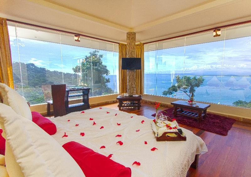 Issimo Suites Boutique Hotel & Spa - Adults Only Manuel Antonio Exterior photo