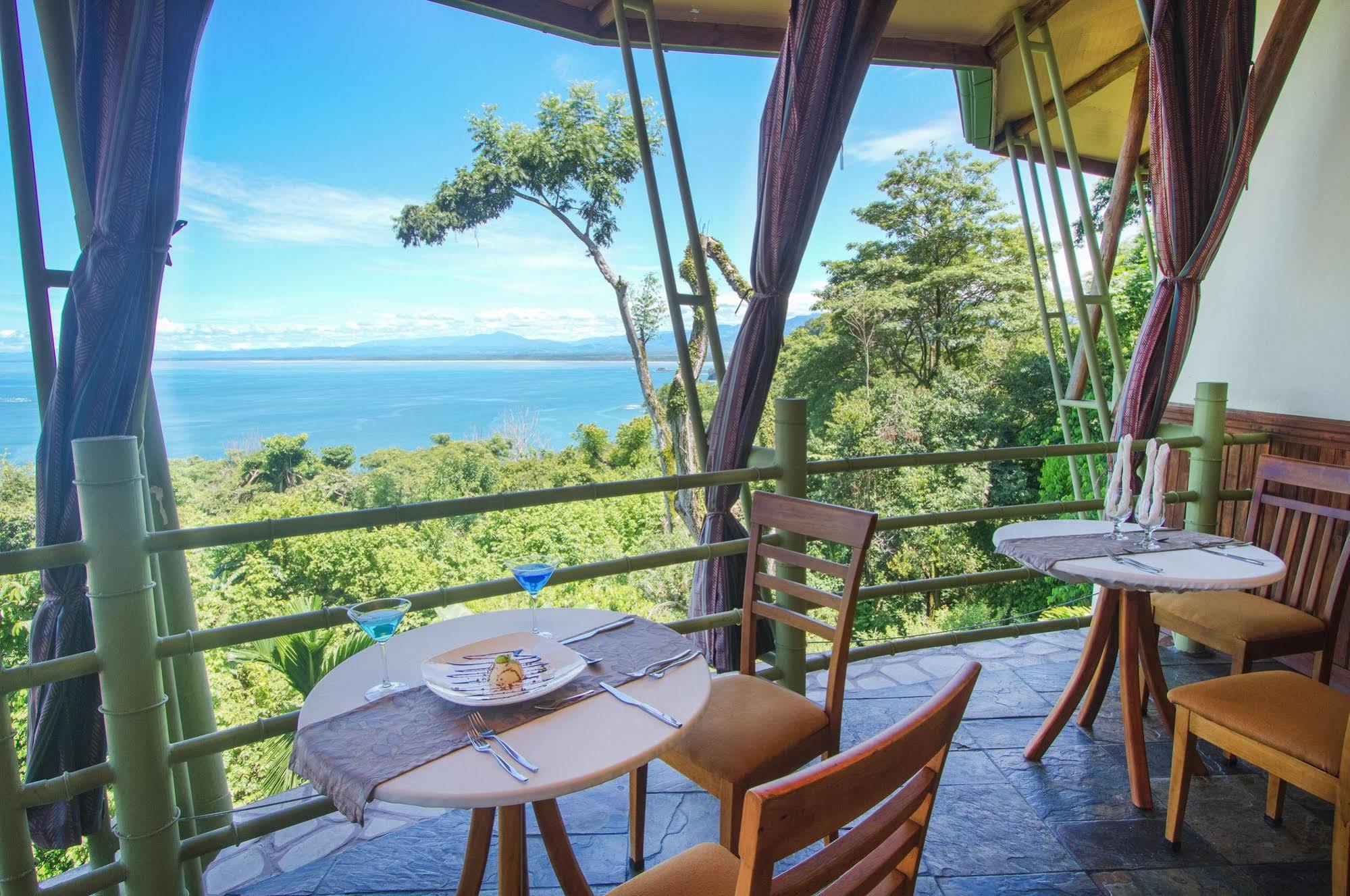 Issimo Suites Boutique Hotel & Spa - Adults Only Manuel Antonio Exterior photo